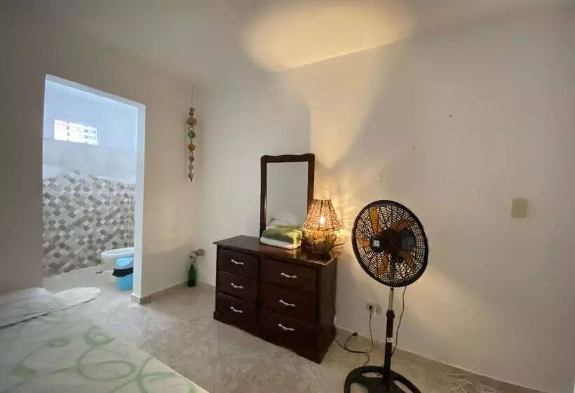 پانسیون Hostel Watermelon House