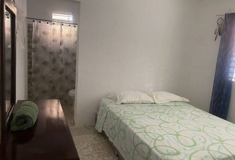 پانسیون Hostel Watermelon House