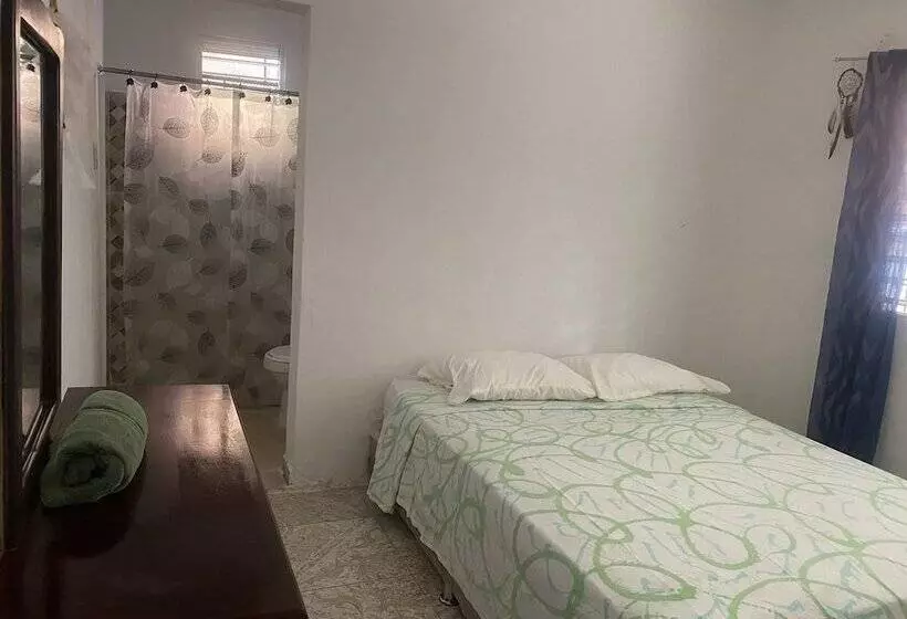 پانسیون Hostel Watermelon House