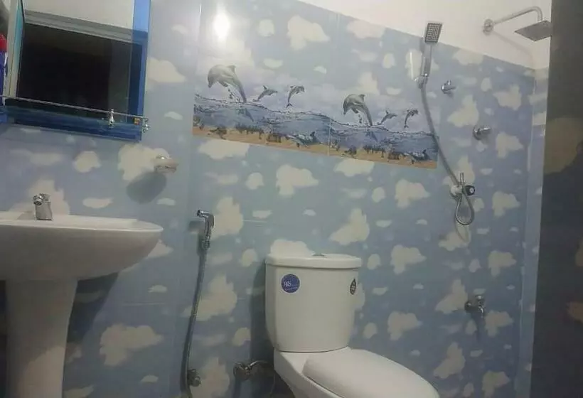 پانسیون The Shilpa Villa