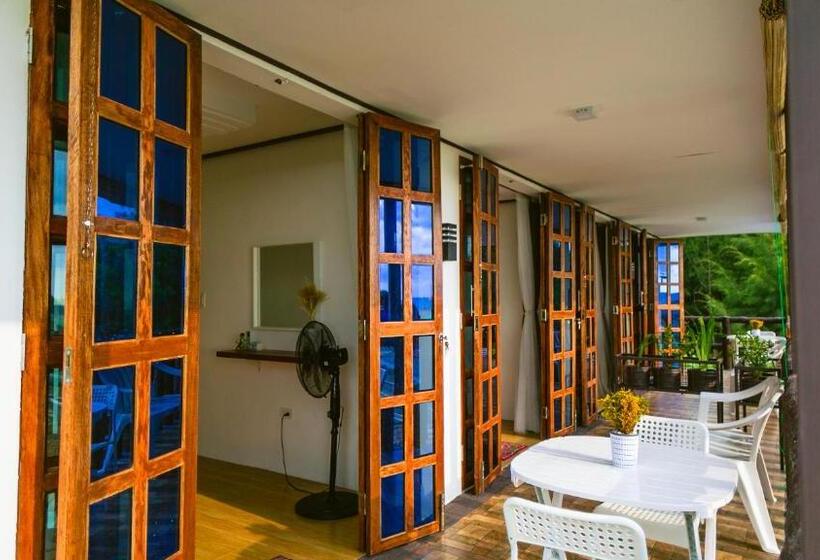 Sun In Hand Beach Resort