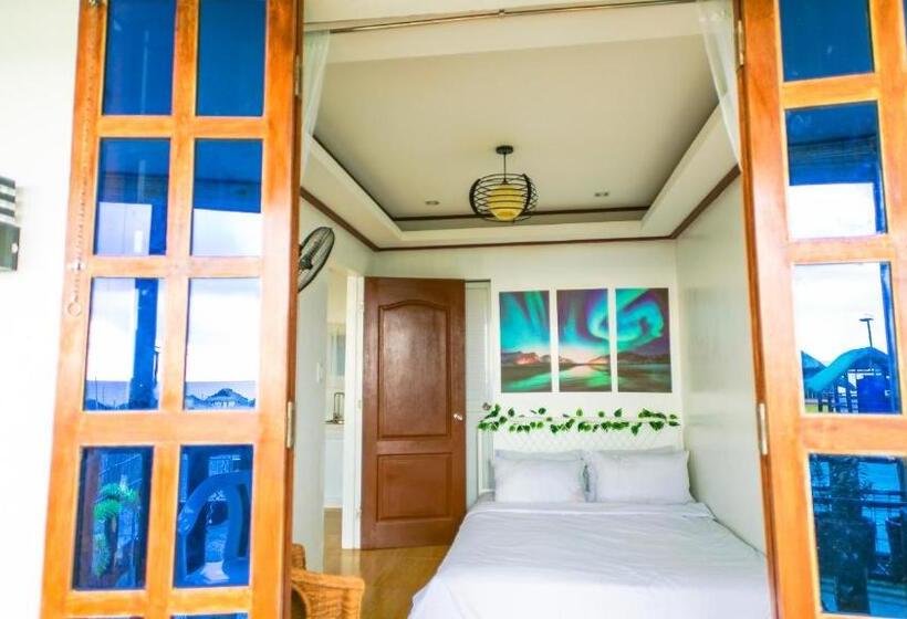 Sun In Hand Beach Resort