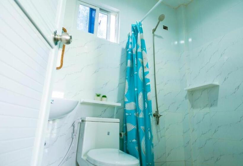 Sun In Hand Beach Resort