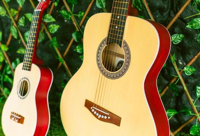 Sun In Hand Beach Resort