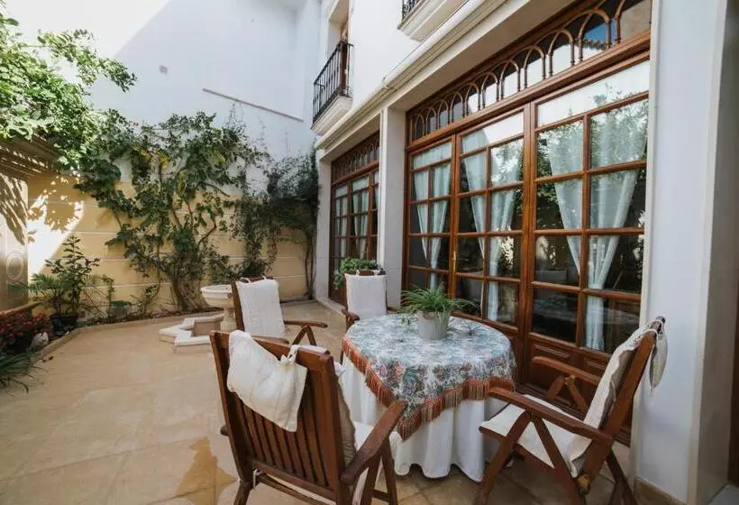 Aamiaismajoitus (B&B) Andalusian Palace