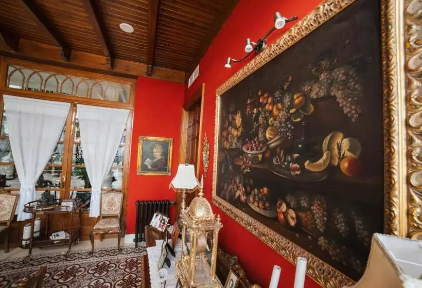 Aamiaismajoitus (B&B) Andalusian Palace