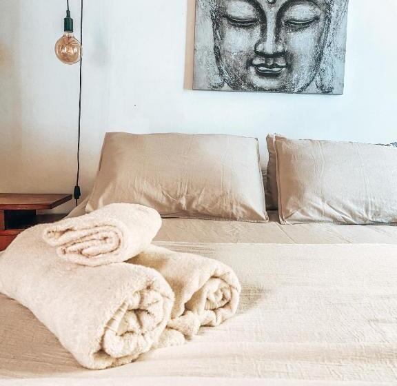 Bed & Breakfast Malibu Hostal Boutique