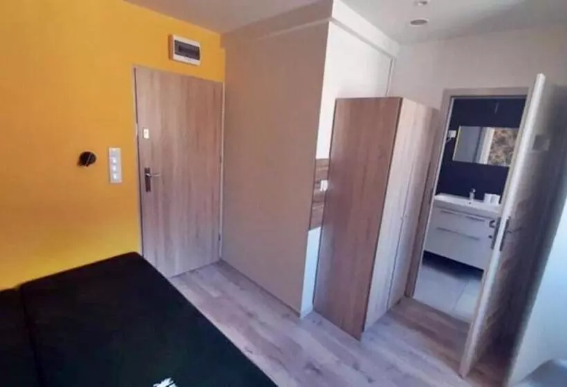 تختخواب و صبحانه Mda Katowice Apartments