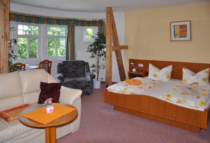 Gaststätte & Pension Waldschlösschen