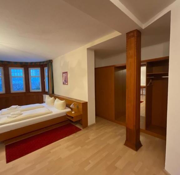 Gaststätte & Pension Waldschlösschen