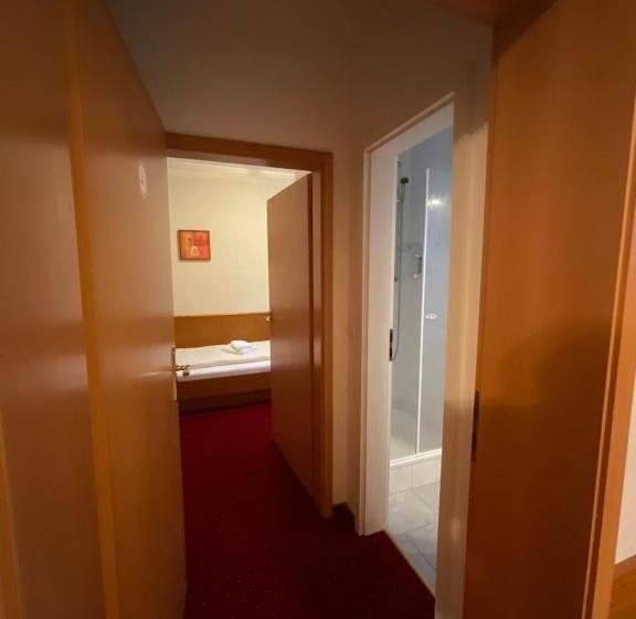 Gaststätte & Pension Waldschlösschen