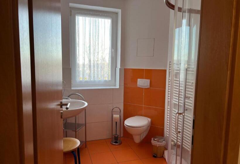 Gaststätte & Pension Waldschlösschen