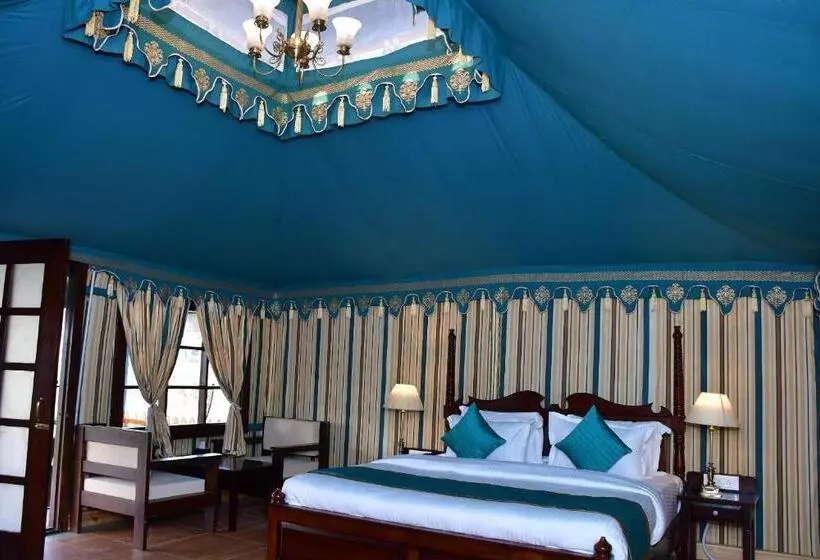 Hotel Ananda Resort