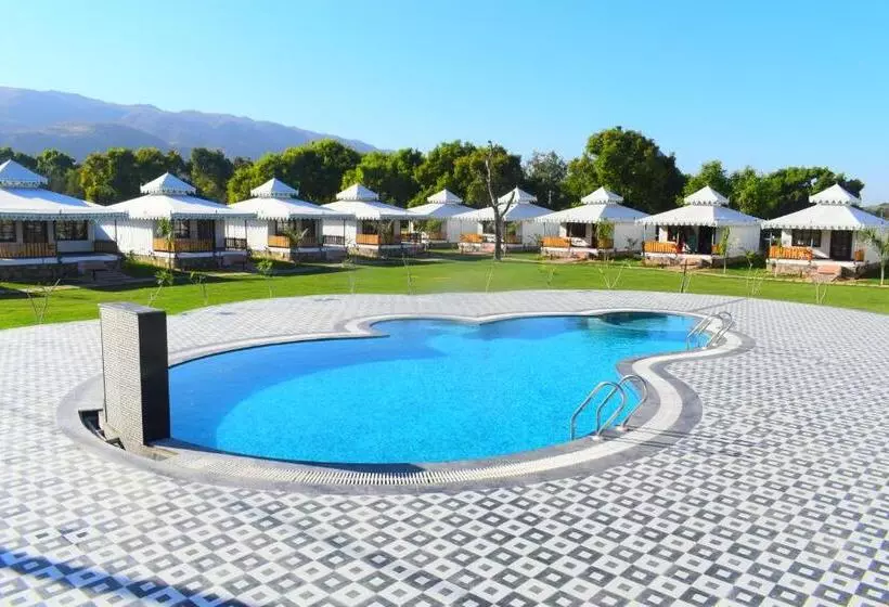 Hotel Ananda Resort