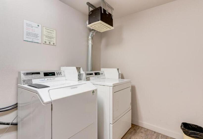 Hotel Chateau Canmore