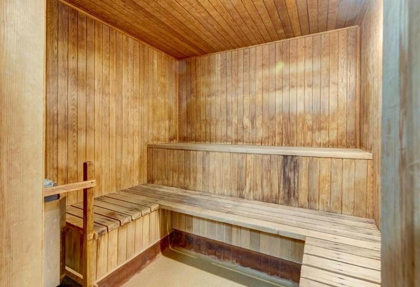 Hotel Chateau Canmore