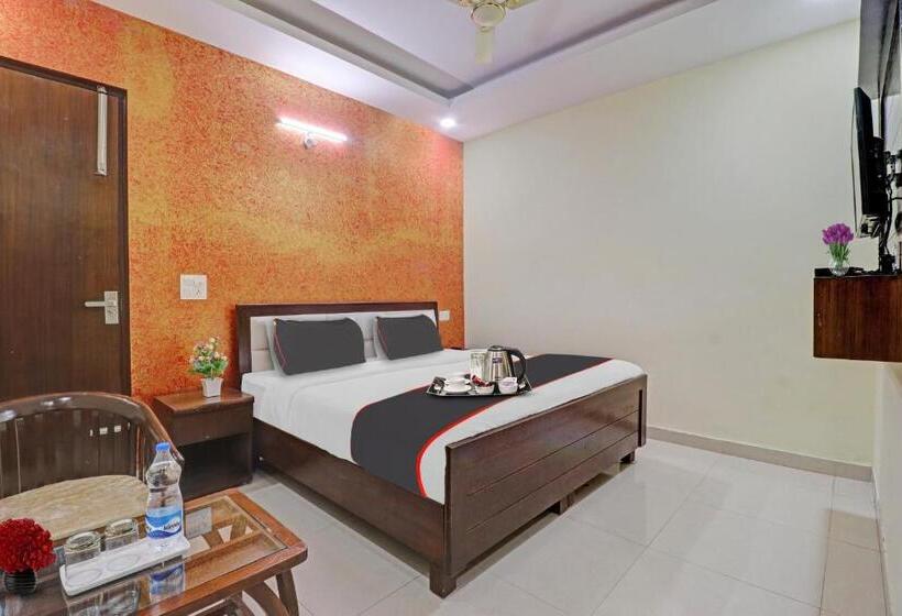 Hotel Premnagar Heights