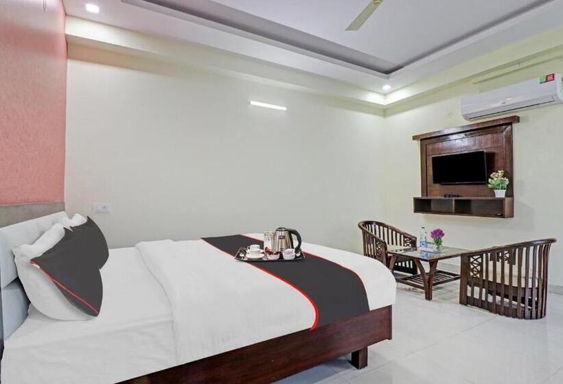 Hotel Premnagar Heights