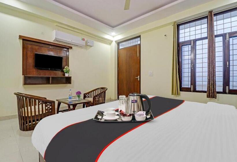 Hotel Premnagar Heights