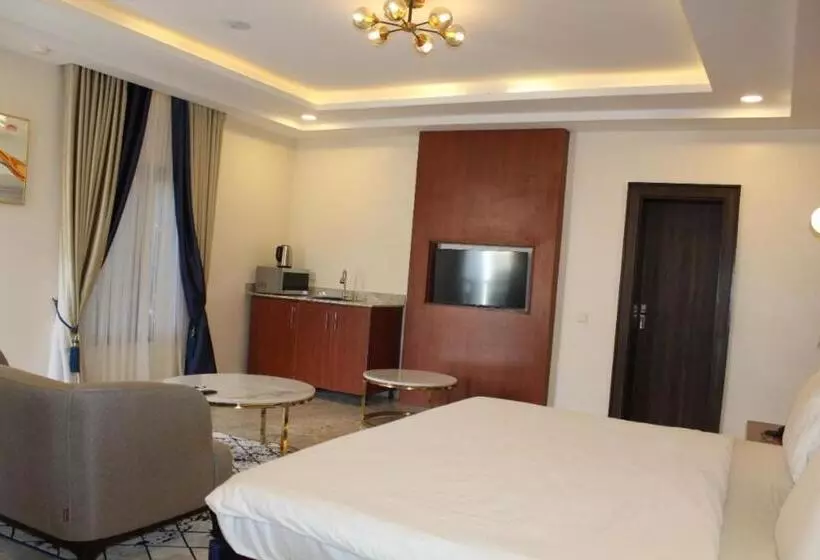 هتل Fahrenheit Apartments