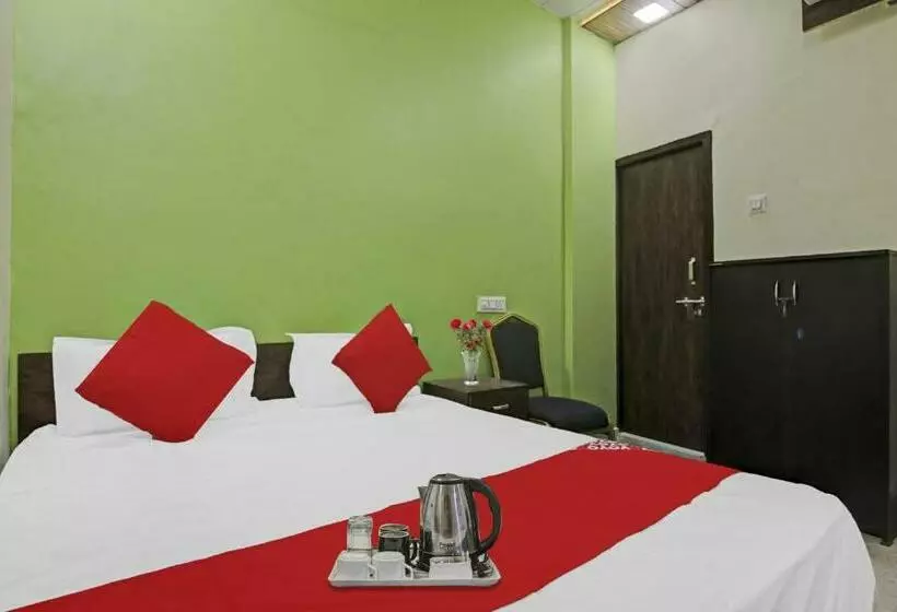 ホテル Flagship Bawana Guest House