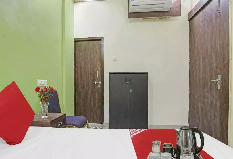 ホテル Flagship Bawana Guest House