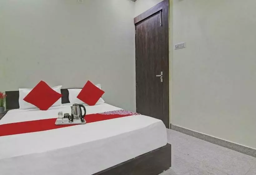 ホテル Flagship Bawana Guest House