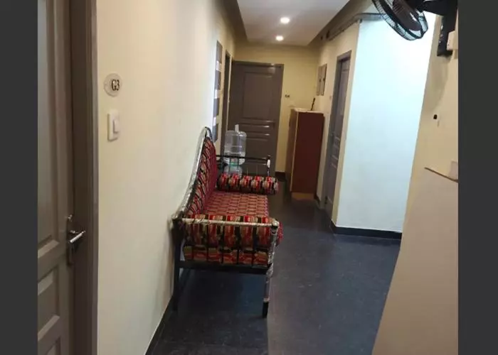 ホテル Geetha Residency