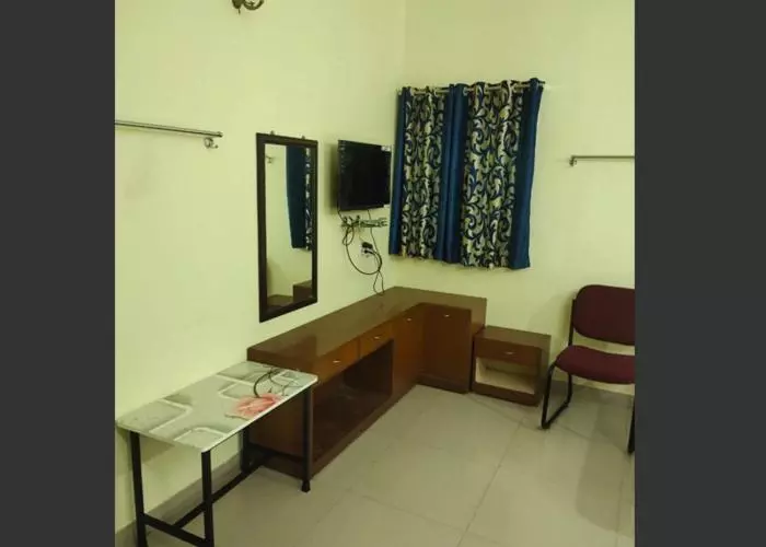 ホテル Geetha Residency