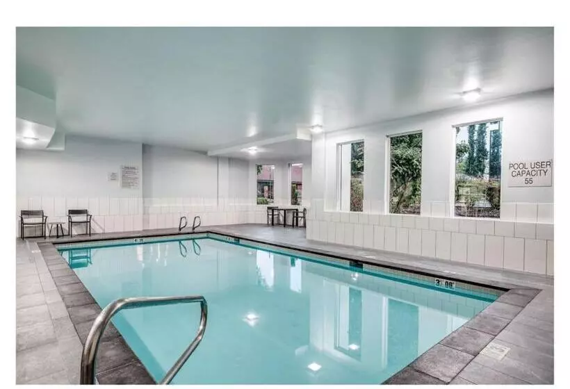 ホテル Staybridge Suites Federal Way   Seattle South , An Ihg