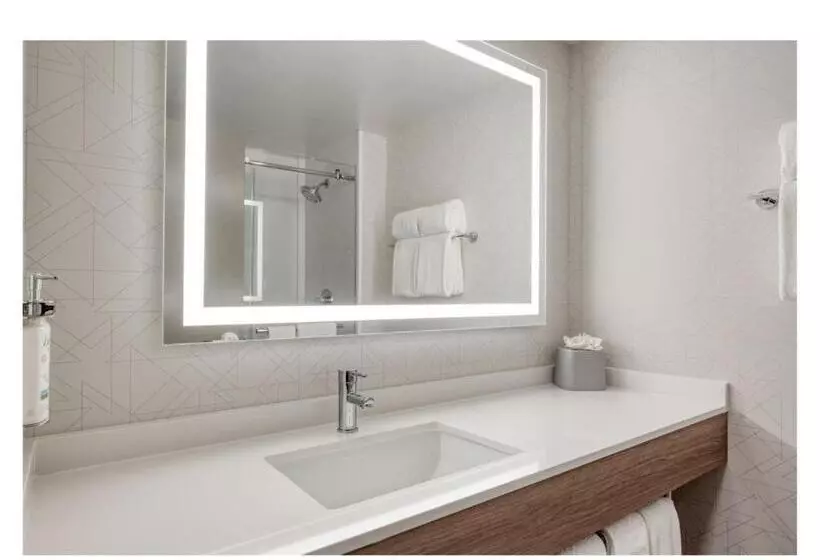 ホテル Staybridge Suites Federal Way   Seattle South , An Ihg