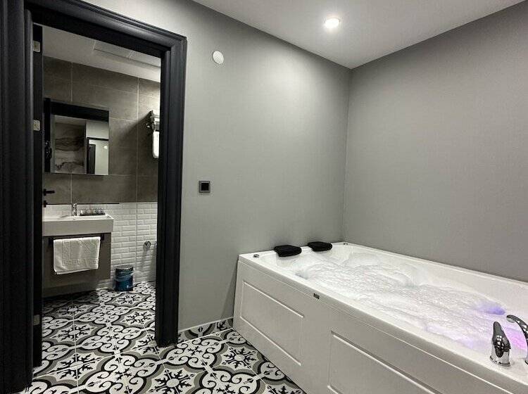 Intercity Hotel Istanbul Airport