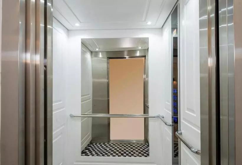 Intercity Hotel Istanbul Airport