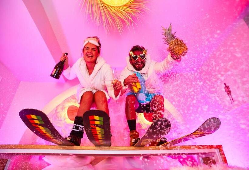 هتل Minamina, Chambre Avec Jacuzzi Privatif