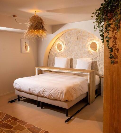 هتل Minamina, Chambre Avec Jacuzzi Privatif