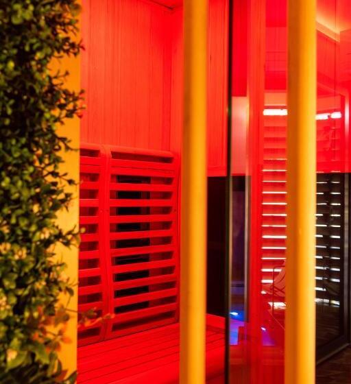 هتل Minamina, Chambre Avec Jacuzzi Privatif