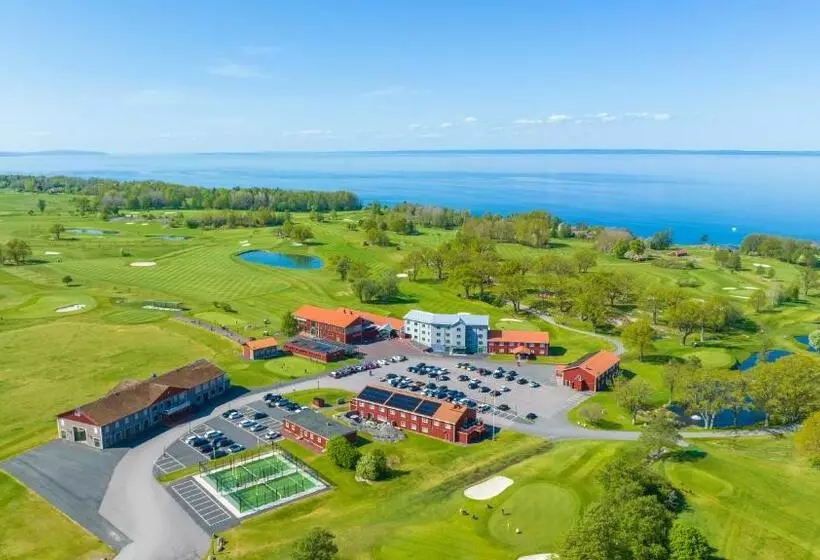 Hotelli Ombergs Golf Resort