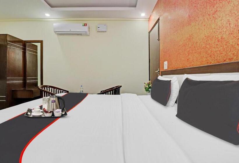 Hotel Premnagar Heights