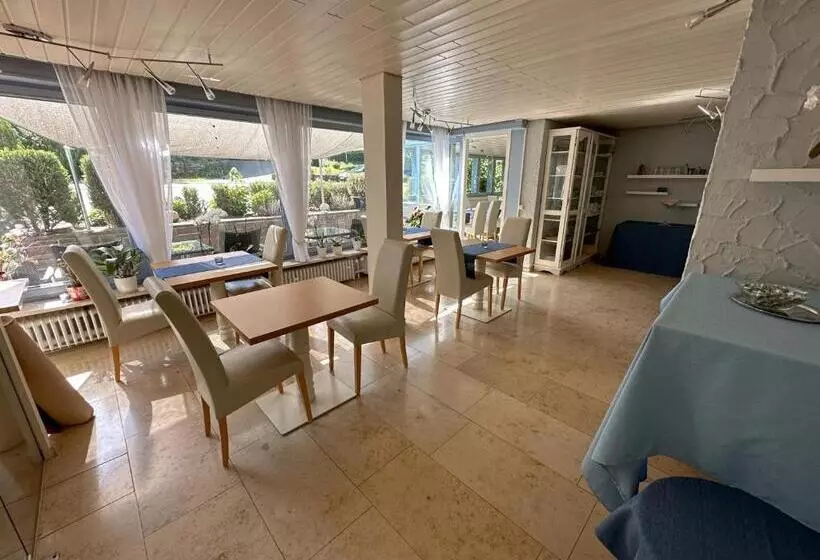 Hotelli Sonnenhof Garni