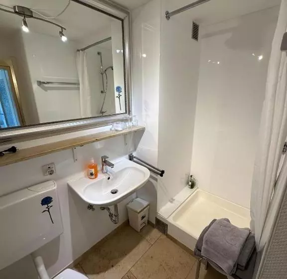 Hotelli Sonnenhof Garni