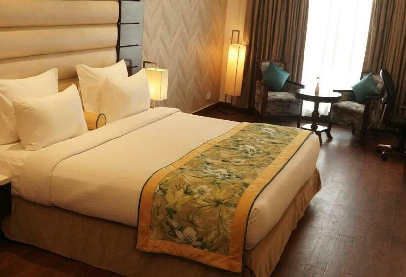 Отель Utopian Luxe