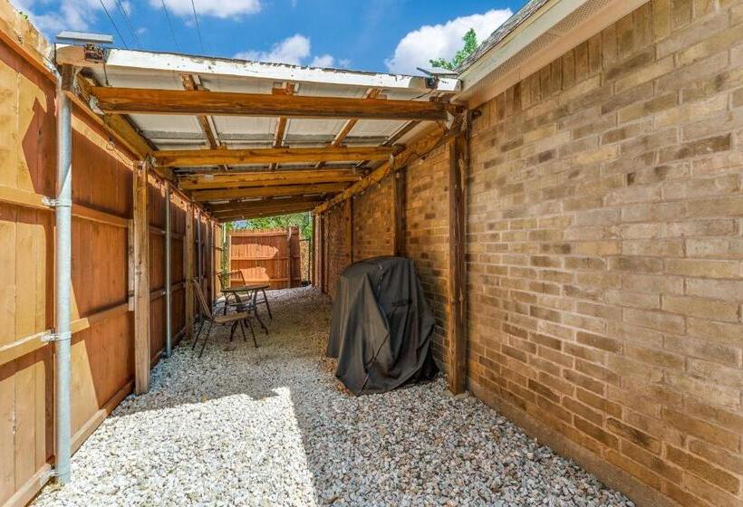 펜션 Hide Away Guest House