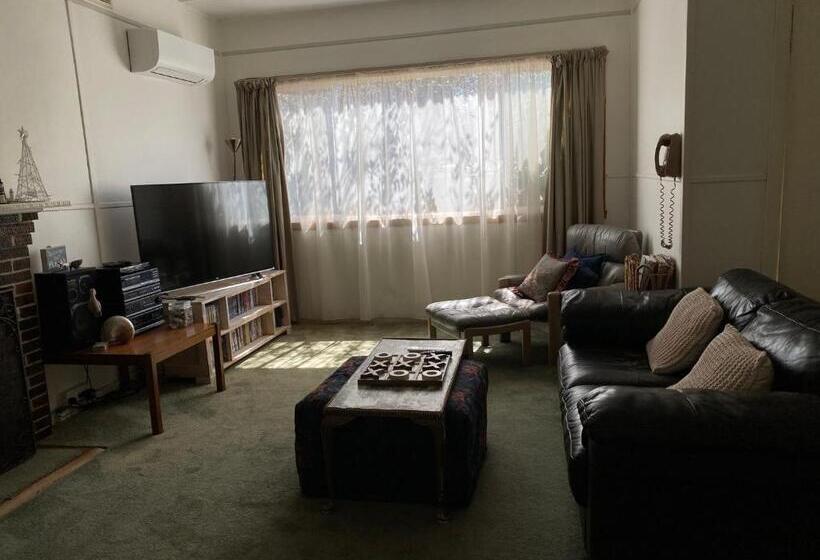 بنسيون Siesta On Bayview