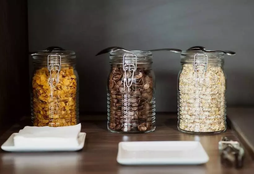 Easyhotel Paris Nord Aubervilliers