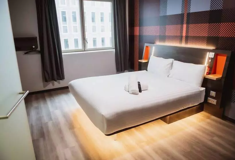 Easyhotel Paris Nord Aubervilliers
