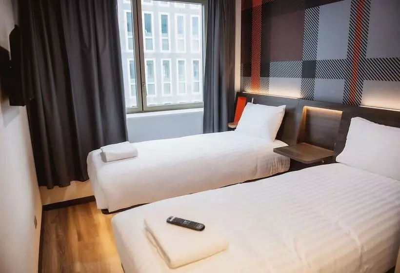 Easyhotel Paris Nord Aubervilliers