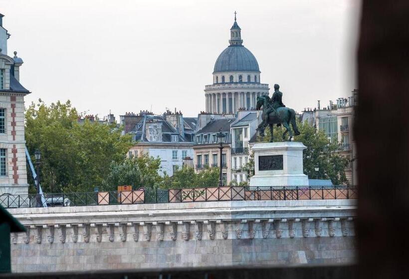 Easyhotel Paris Nord Aubervilliers