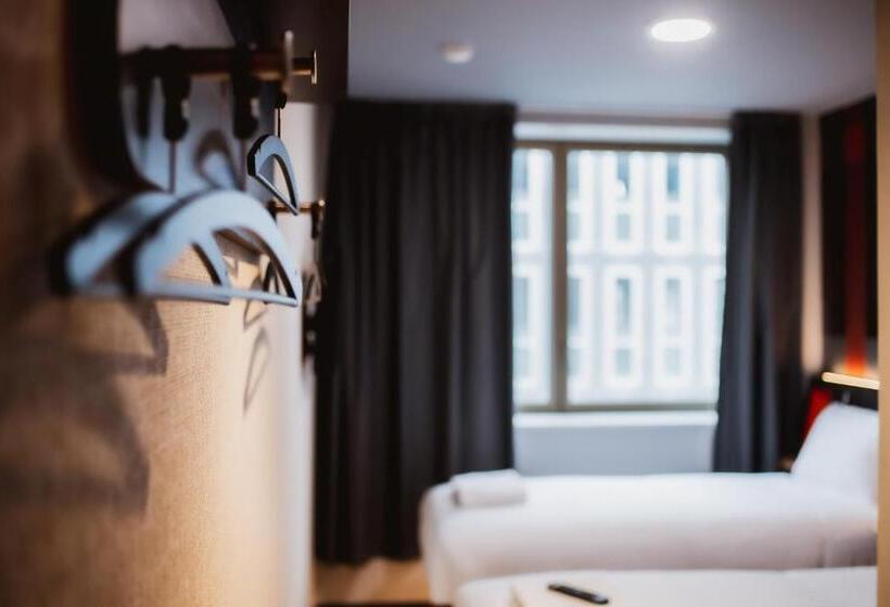 Easyhotel Paris Nord Aubervilliers