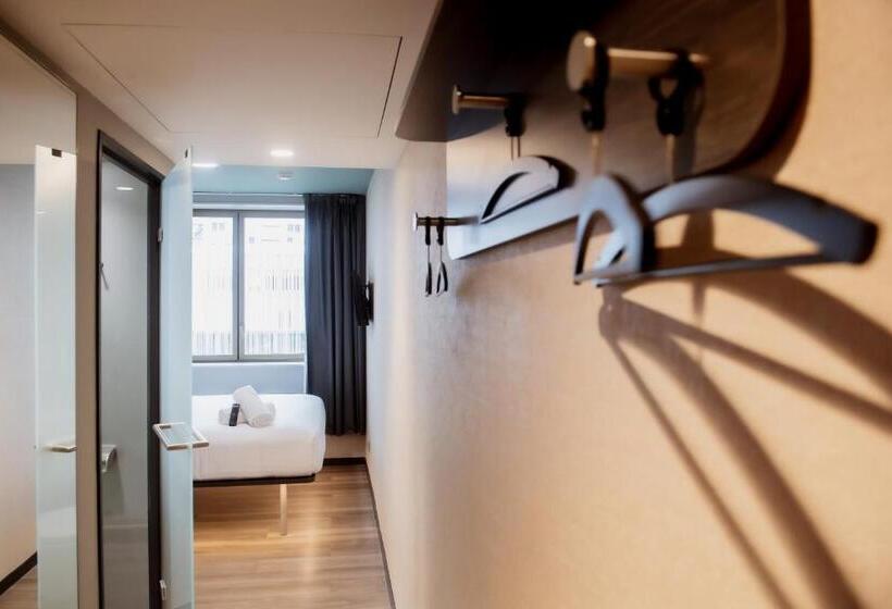 Easyhotel Paris Nord Aubervilliers