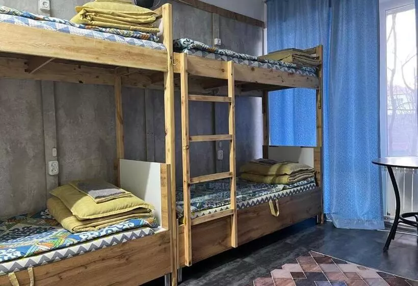 Hostel Del Luna